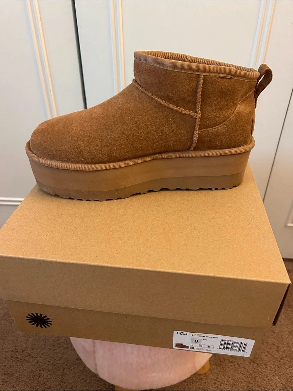 UGG classic ultra
